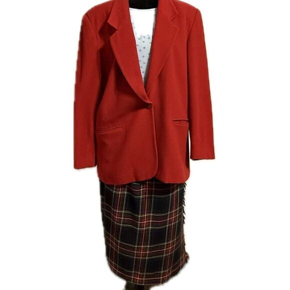 VintageSummit Hill Petite wool cashmere, blend, blazer, and plaid wrap skirt set - Picture 3 of 14